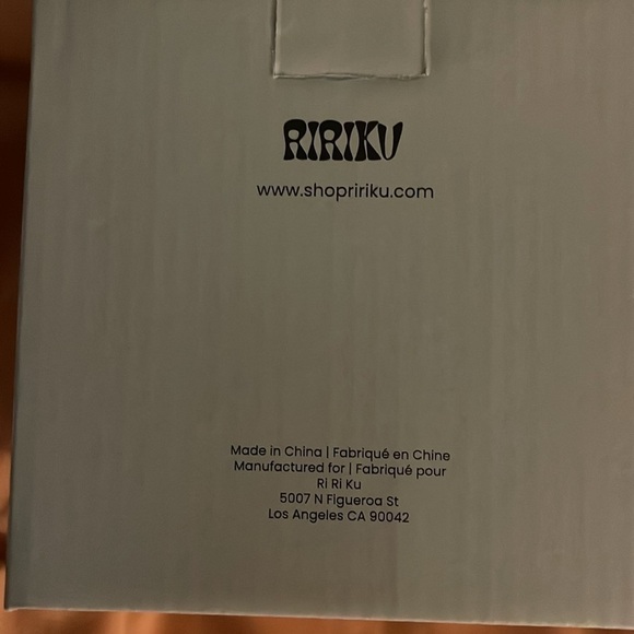 Ririku Resin Coasters new in box cream with white marbling effect. Marked. - Picture 3 of 5